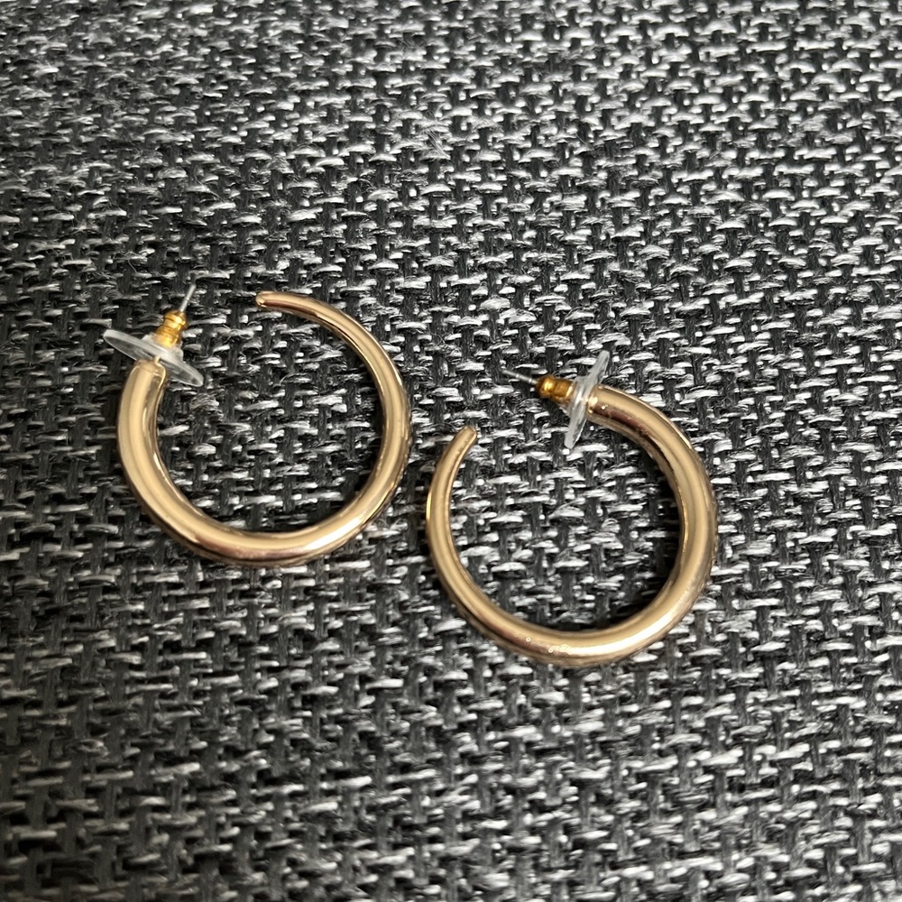 hoop earrings (never worn)